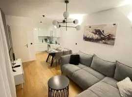 Apartment Naomi Znjan Split