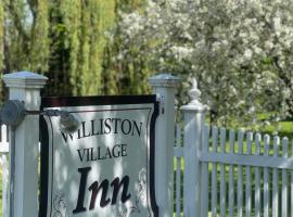 Williston Village Inn: Burlington şehrinde bir otoparklı otel