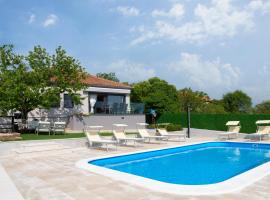 Villa Voyage, cabaña o casa de campo en Zadar