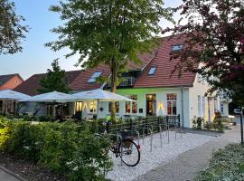 Luxus Lindenhof Apartments -Ferienwohnungen in Friesland an der Nordsee am Naturschutzgebiet Urwald, cheap hotel in Neuenburg