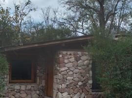 Rincón Alto Cabañas, Hütte in Nono