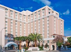 The Westin Pasadena, hotel cerca de Castle Green, Pasadena