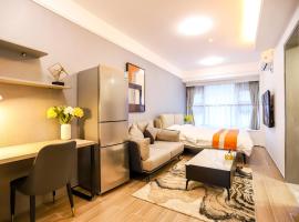 Shenzhen B T Miele Executive Apartment - Baoan International Airport Bihaiwan Subway Station, holiday rental in Shenzhen