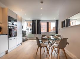 Apartment Fourteen Staines Upon Thames - Free Parking - Heathrow - Thorpe Park, casa o chalet en Staines