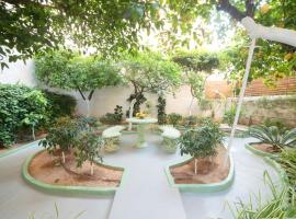 LUXURY AND COMFORTABLE VILLA, villa ad Atene