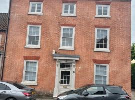 Swan House - 5 x Executive Apartments - Central Bawtry, hotel com estacionamento em Bawtry