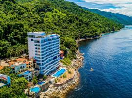 Blue Horizon 903 at Residences โรงแรมที่มีสระว่ายน้ำในปูแอร์โตบาญาร์ตา