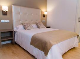 Hab Urban Hostel, hotell i Segovia