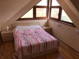 Loft Apartment in the fabulous Oasis Beach Resort, Kamchia, apartment in Dolen Bliznak