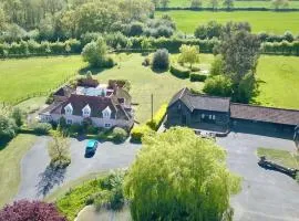 Owls Nest - Peace and Tranquility near Woodbridge & Framlingham in rural Suffolk