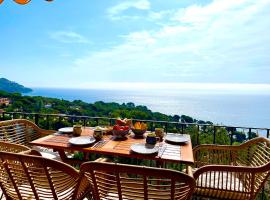 Apartment with a breathtaking view, Hotel in Calella de Palafrugell