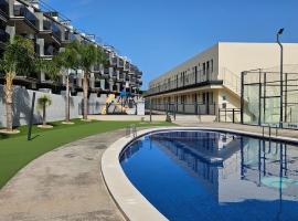 Realrent Neo Mediterráneo, готель у місті Barrio-Mar