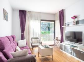 Apartment Sa Boadella beach, Lloret de Mar - Costa Brava, kh&aacute;ch sạn ở Lloret de Mar