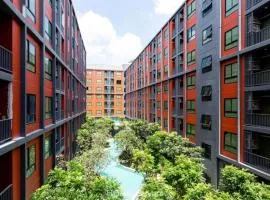 Monte Rama 9 near JodFair Market Condo