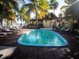 Grand Slam Fishing Lodge Tulum, hotel in Punta Allen