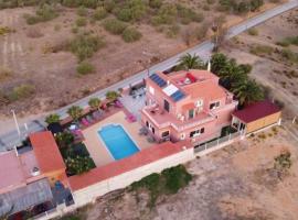 Villa Paradis Pêra - Quartos para férias, hotel en Pêra