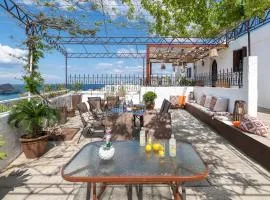 Apostolos Rooms