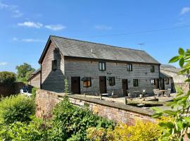 The Calf Cotts, pet-friendly hotel in Pembridge