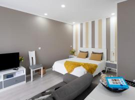 58 Studio, hotel i Ribeira Grande