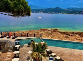 Hôtel Castel d'Orcino, hotel v destinaci Calcatoggio
