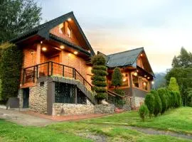 Vacaciones en Cuenca, quédate en Picota Cucho una encantadora quinta VIP con jacuzzi, turco, zona BBQ a 10km del centro de la ciudad - 20 huéspedes - 3 habitaciones