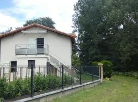 La maison de mon grand-pere, appt cote jardin