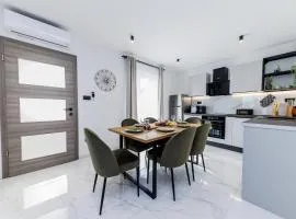 MR Holiday Apartment