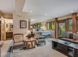 Laurelwood Condominiums 104