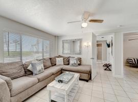 Ocean View Suite, serviced apartment in Holmes Beach