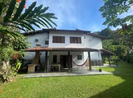 Condominio Frente Praia Boissucanga, hotel en Boiçucanga