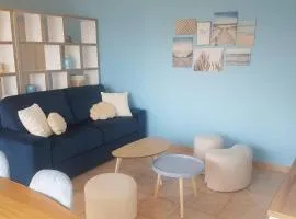 La MAISON BLEUE, Smeg Bleu azur