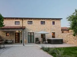 Casa Capris