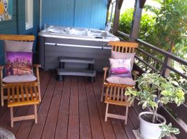 LES GÎTES DU DOMAINE DE PETITE-ANSE, cabana o cottage a Bouillante