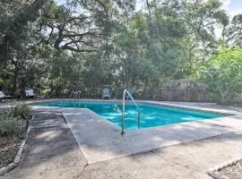 Pool home sleeps 6 with large fenced yard