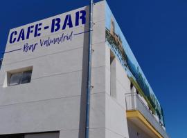 Albergue Valmadrid โรงแรมในValmadrid