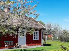 4 person holiday home in MARIESTAD-By Traum, hotel in Mariestad