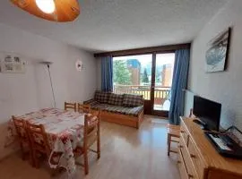 Appart 1 chambre au centre, 3éme étage, 6 pers, pied des pistes - FR-1-516-206