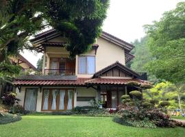 Villa Tepi Bukit – domek wiejski w mieście Panyaweuyan