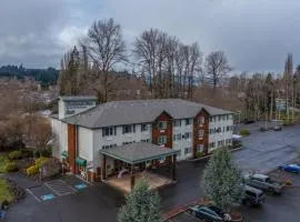 Clatskanie River Inn