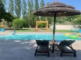 Chambres d hôtes au calme avec piscine et jacuzzi