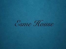 Esme House – pensjonat w mieście Foggia