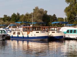 KUHNLE-TOURS Kabinen, boat in Rechlin