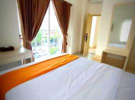 Batik Oma House, hotel with parking in Jetis