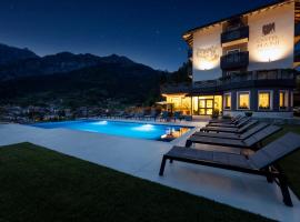 Hotel Castel Mani, hotel di San Lorenzo in Banale