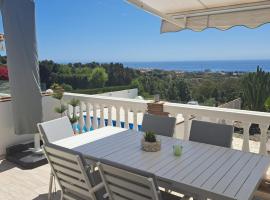 Villa Calahonda - Mijas, hotel i Mijas