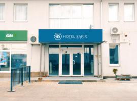Hotel Safir Babice, hotel s parkiriščem v mestu Babice Nowe