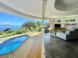 Villa Menemene one of a kind place in Tahiti