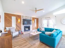 Bright New Beach House with In- Law Suite -- 2 blocks to beach!