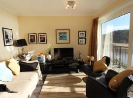 Redcliffe Apartments C, hotel in Bishopston