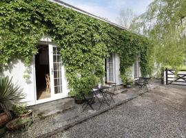 Llethryd Farm Cottage One，位于Llanmorlais的度假短租房